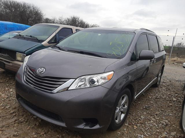 2016 Toyota Sienna LE