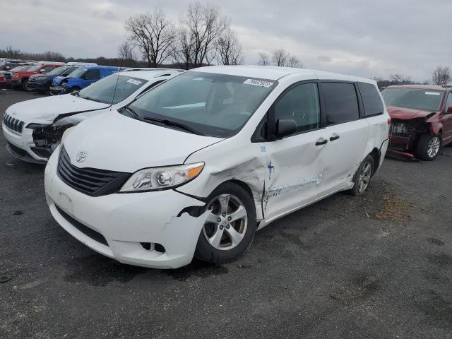 2014 Toyota Sienna 