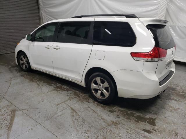 5TDKK3DC2DS392586 | 2013 Toyota sienna le