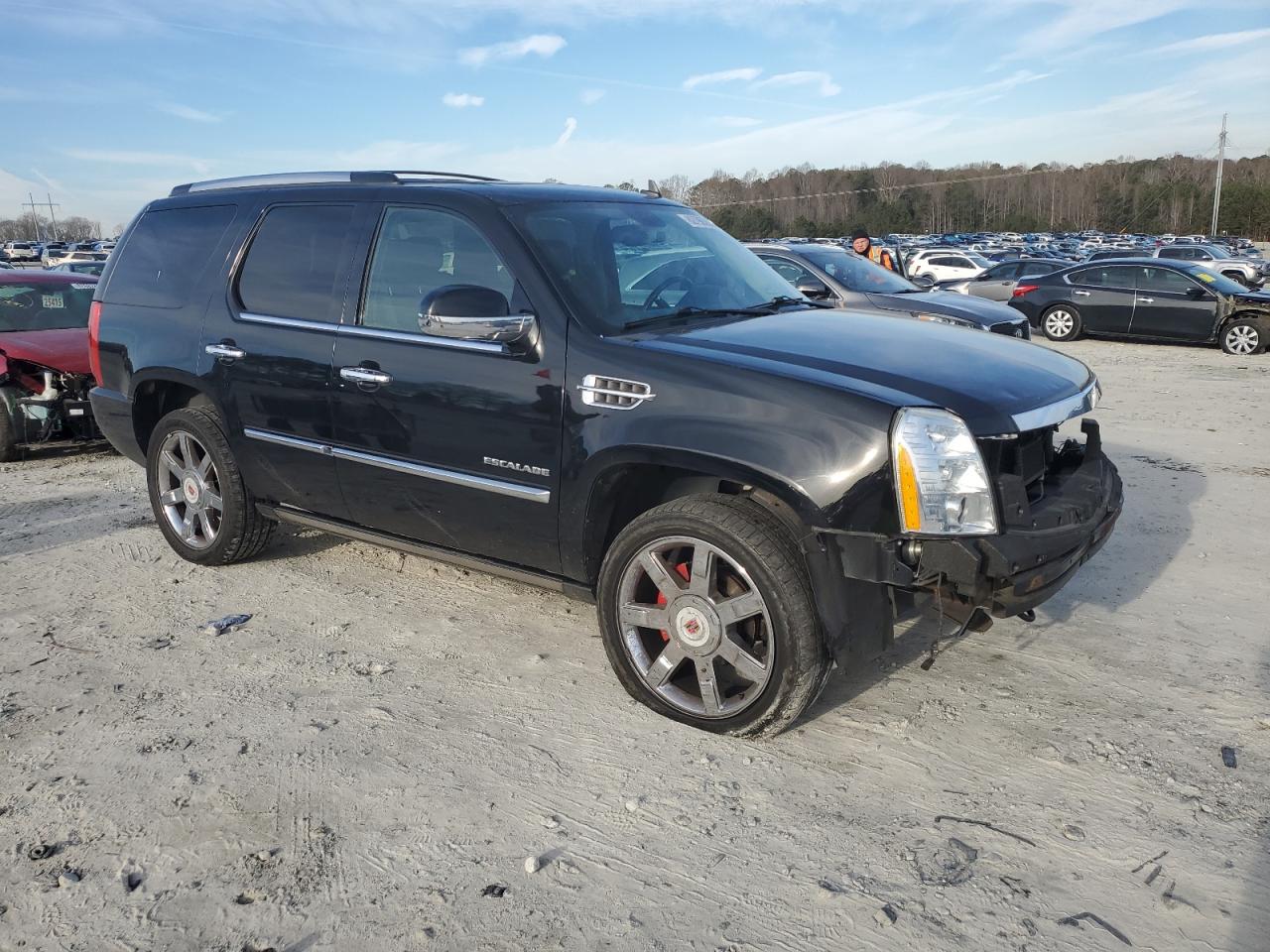 1GYS4CEF5BR402018 2011 Cadillac Escalade Premium