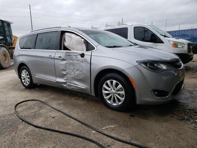 2C4RC1BG3JR149427 2018 CHRYSLER PACIFICA, photo no. 4