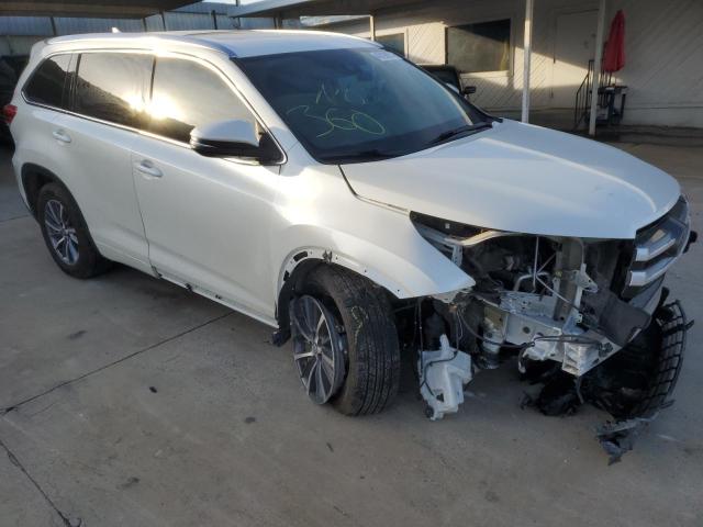 VIN 3FA6P0H74HR220377 2017 Ford Fusion, SE no.4