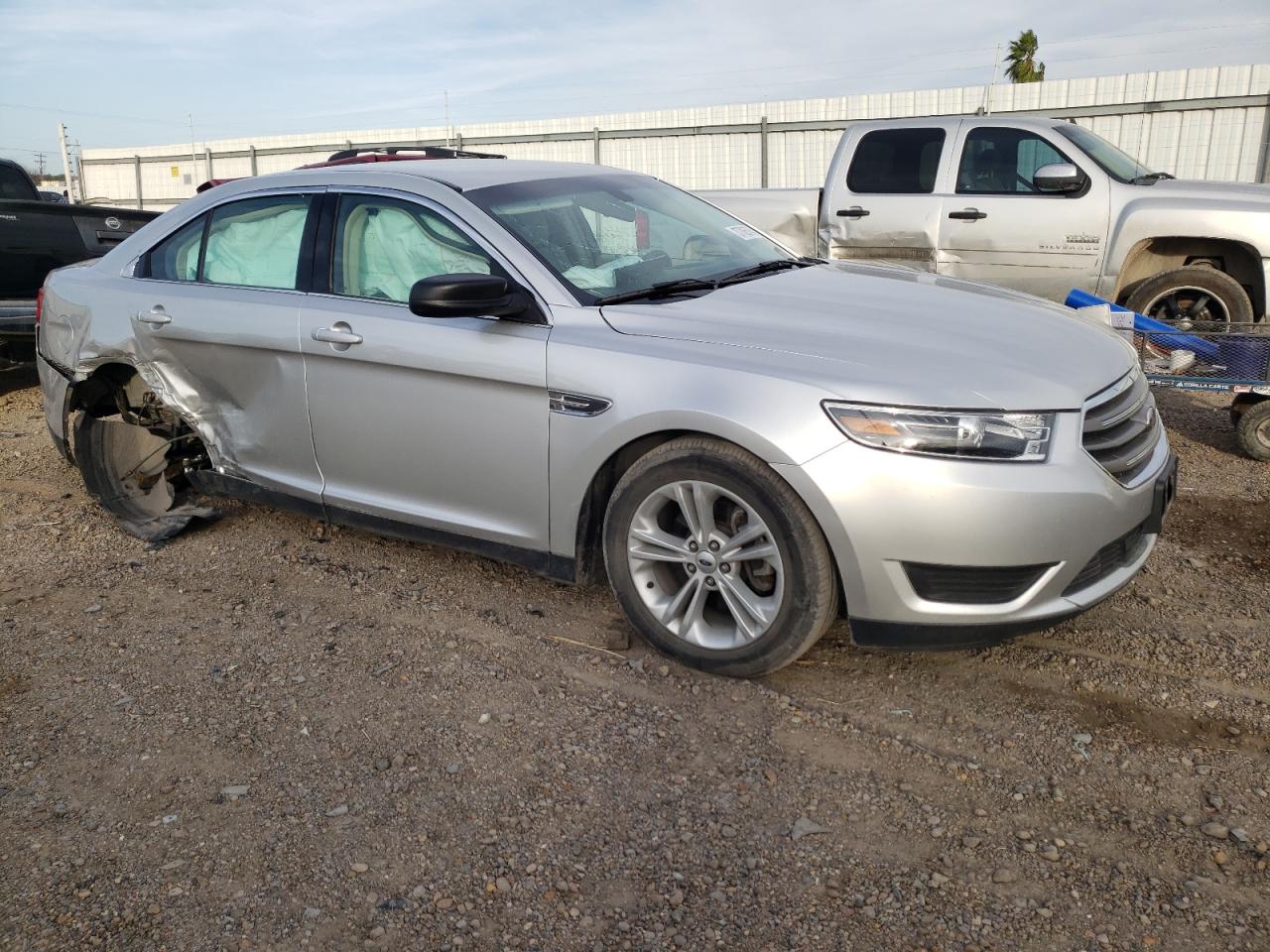 1FAHP2D87JG103151 2018 Ford Taurus Se