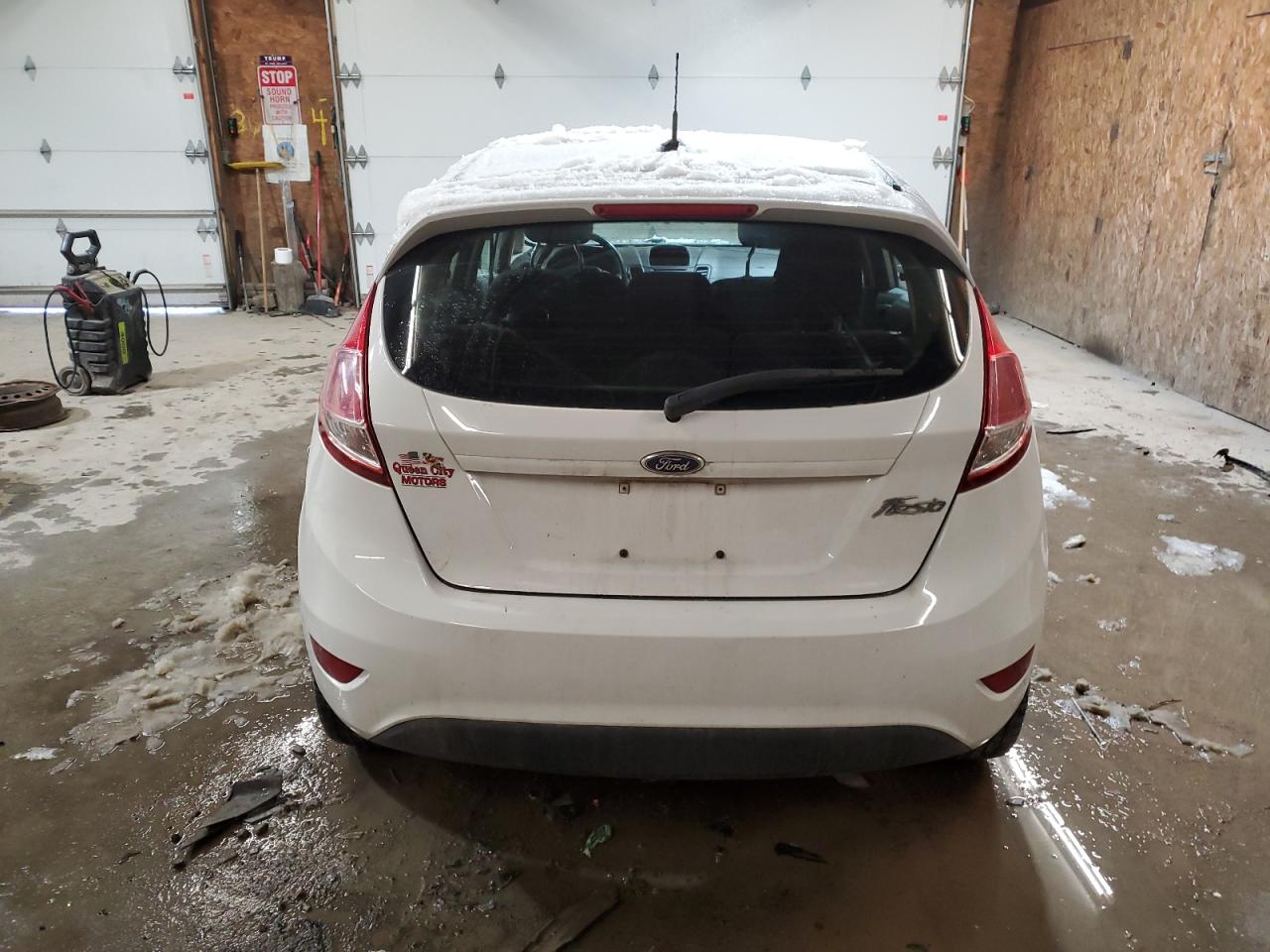 3FADP4TJ9GM150906 2016 Ford Fiesta S