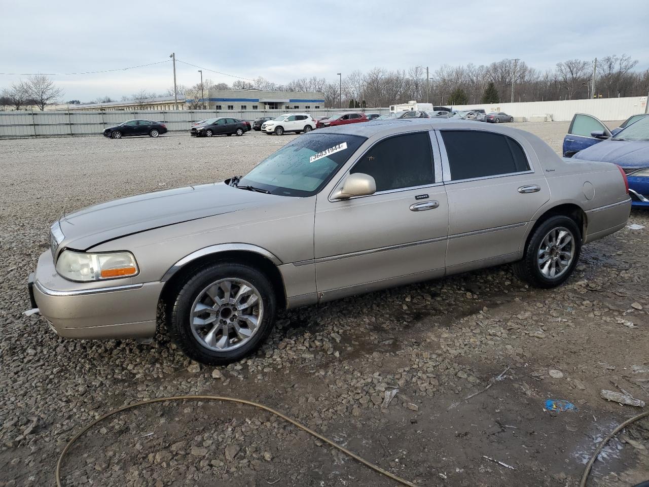 1LNHM82W83Y606574 2003 Lincoln Town Car Signature