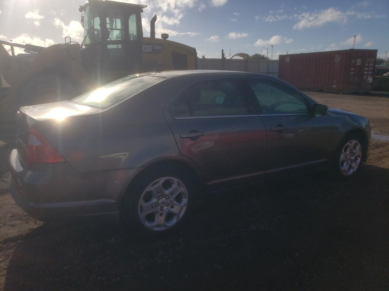 3FAHP0HG6AR180737 2010 Ford Fusion Se