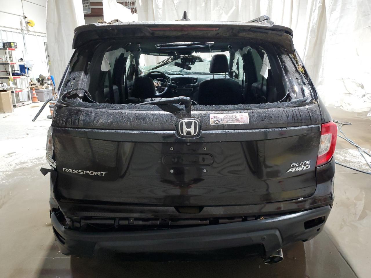 Lot #2346571442 2019 HONDA PASSPORT E