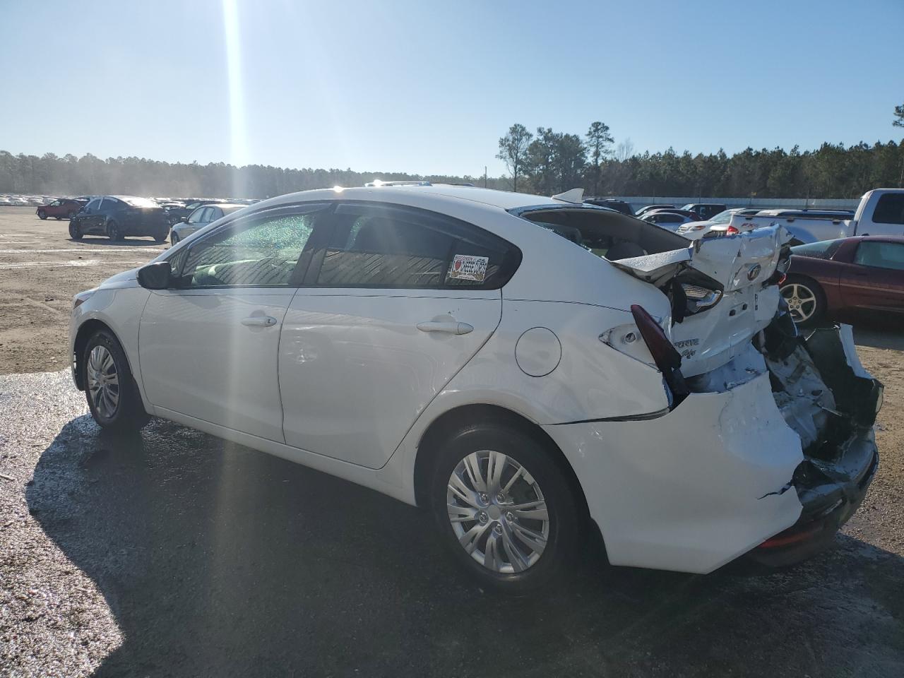 3KPFK4A72HE051302 2017 Kia Forte Lx