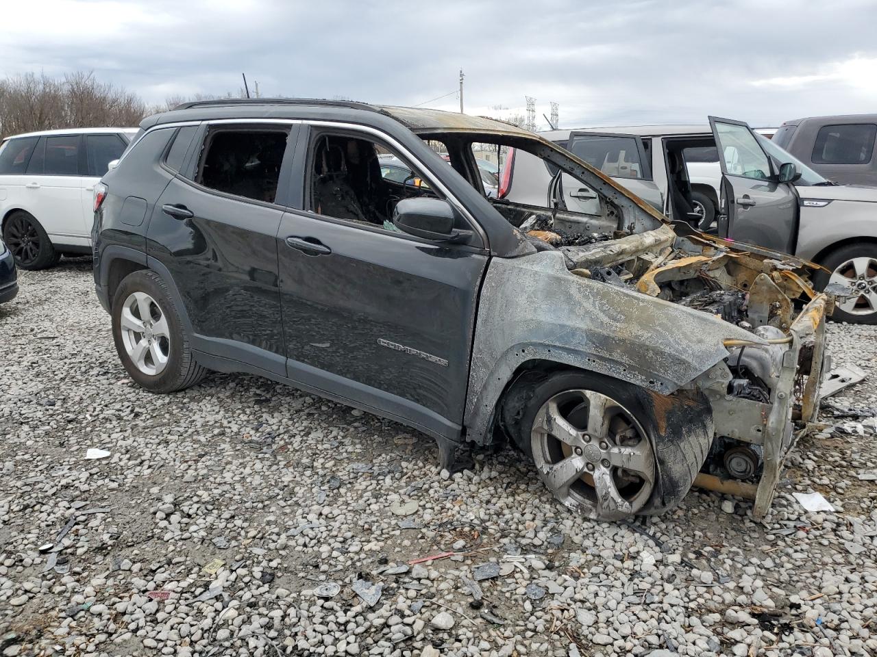 Lot #2378587018 2017 JEEP COMPASS LA