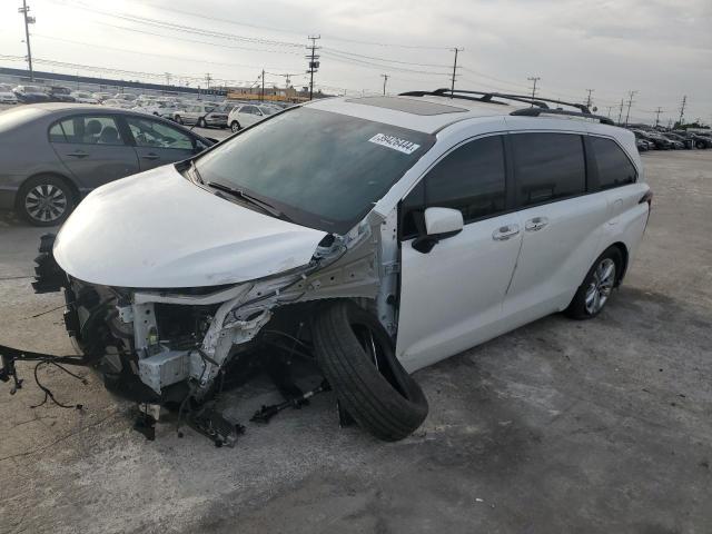 5TDJSKFC5NS048853 | 2022 TOYOTA SIENNA XLE