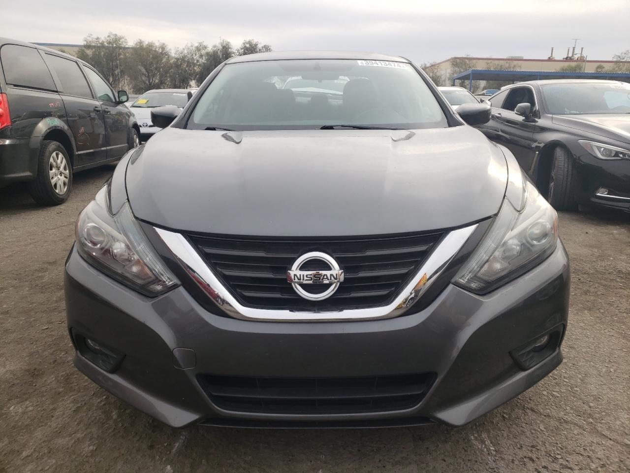 2017 Nissan Altima 2.5 vin: 1N4AL3AP0HC208758