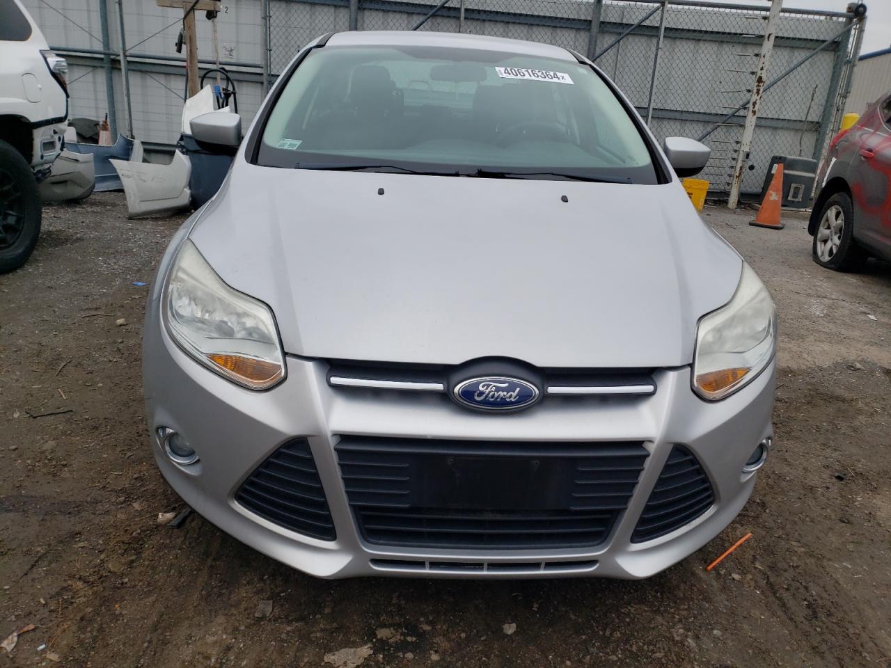 1FAHP3F25CL271041 2012 Ford Focus Se