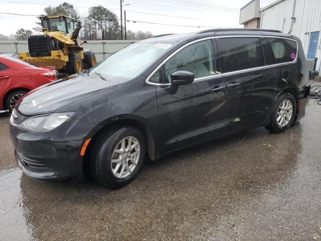 2020 Chrysler Voyager 