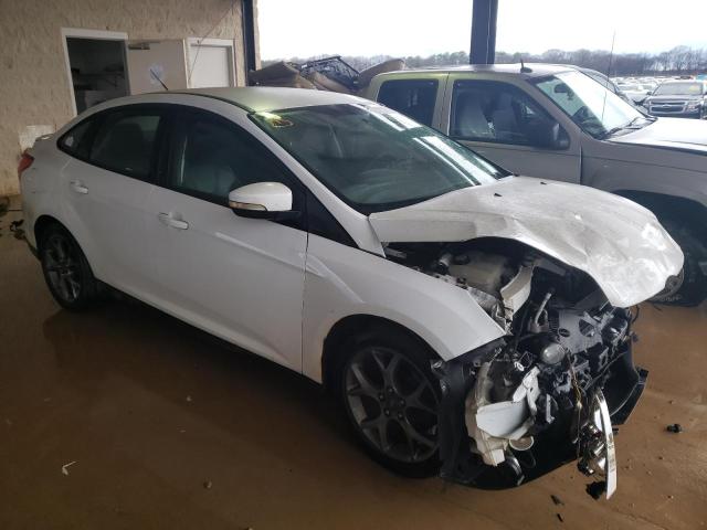 VIN 1FADP3F28DL132991 2013 Ford Focus, SE no.4