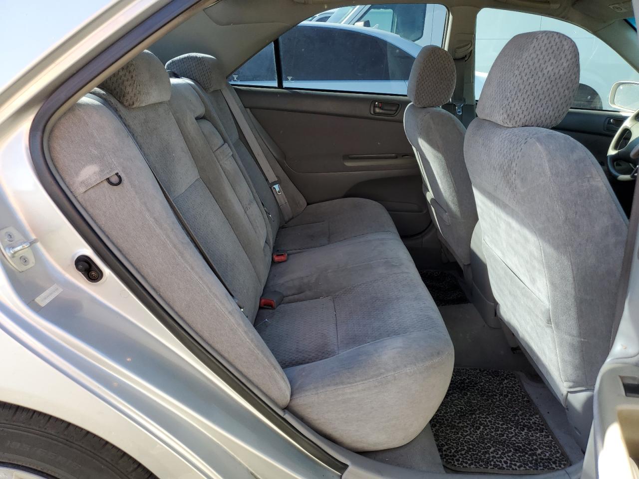 4T1BE32K33U715728 2003 Toyota Camry Le