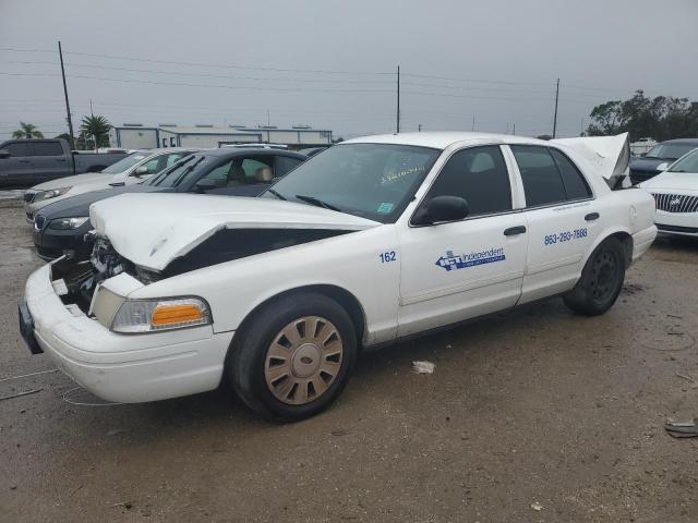 2011 Ford Crown Victoria 