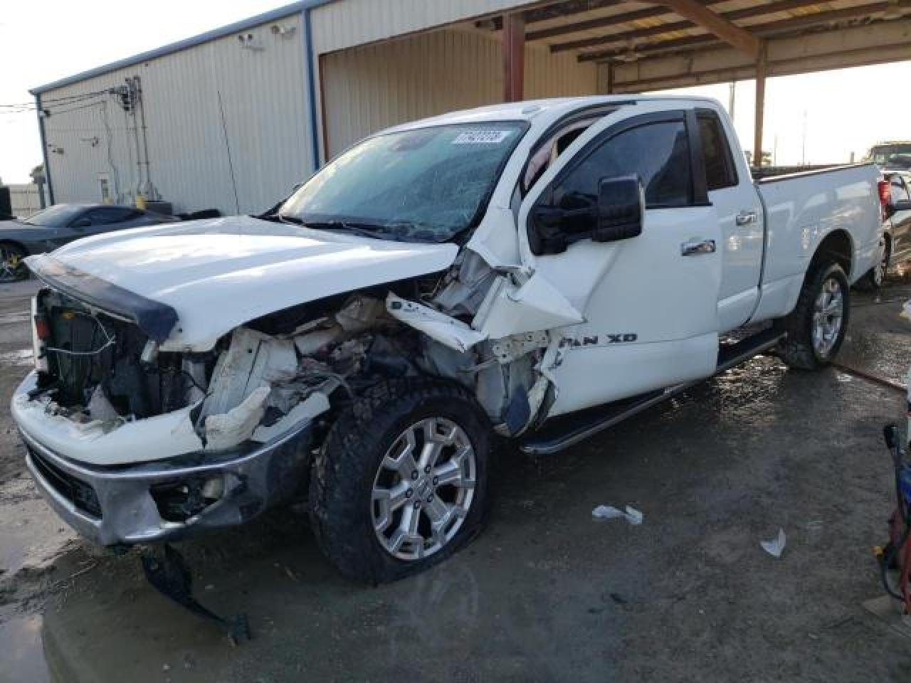 VIN: 1N6BA1F26HN544261 2017 NISSAN TITAN
