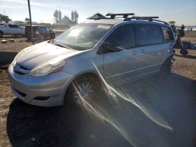 2009 Toyota Sienna CE