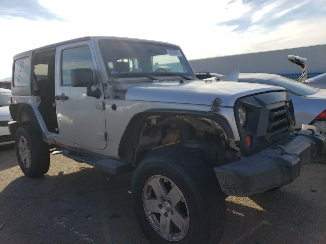 1C4HJWDG4CL238866 2012 Jeep Wrangler Unlimited Sport