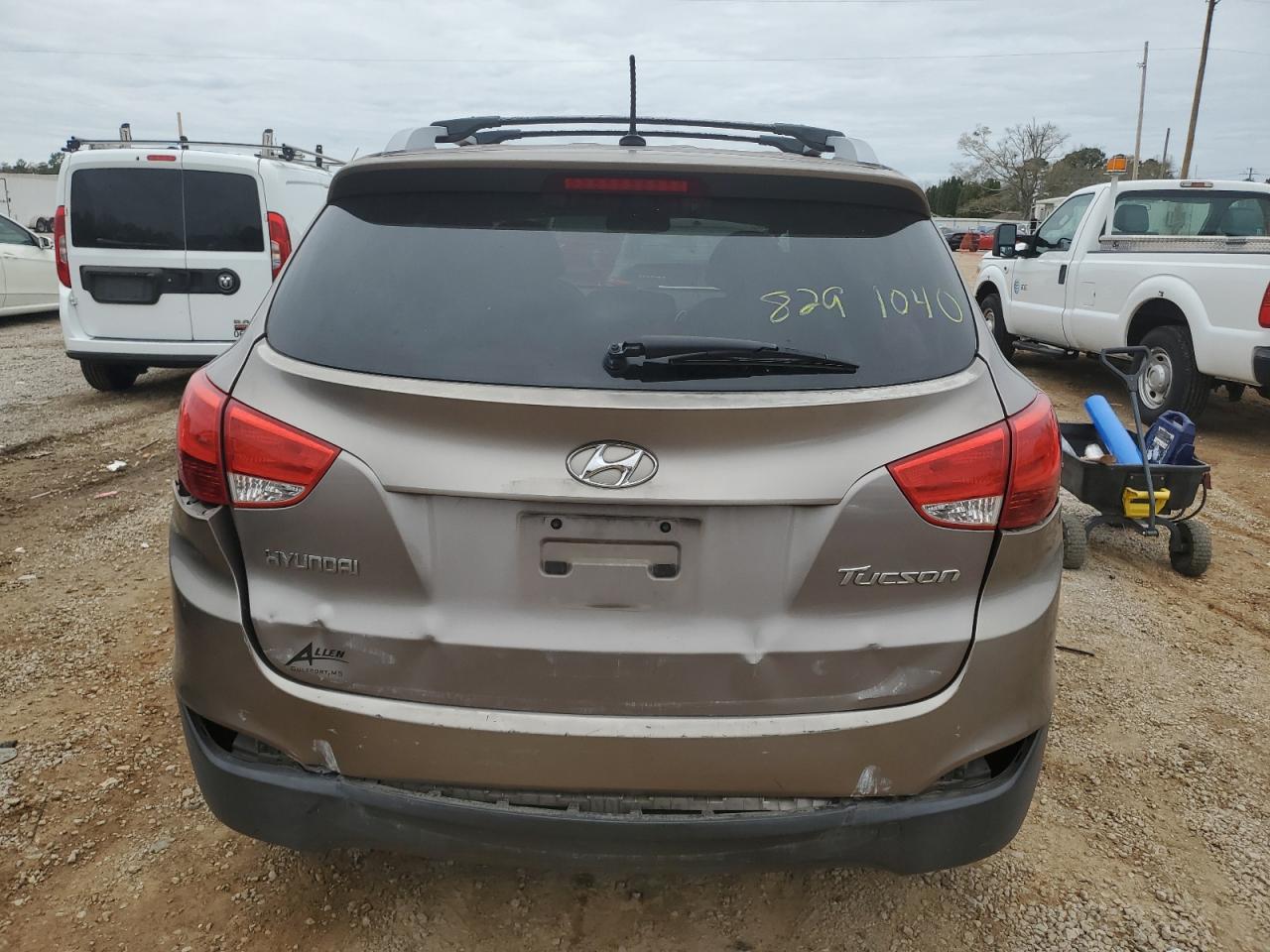 KM8JU3AC8CU401968 2012 Hyundai Tucson Gls