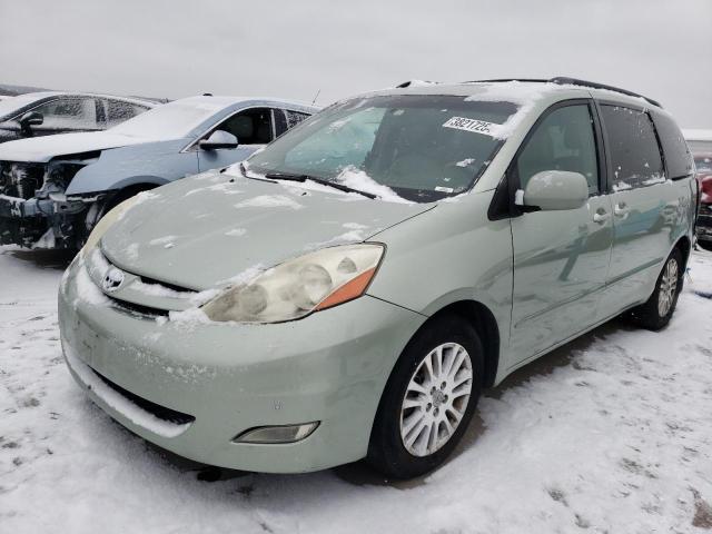 2010 Toyota Sienna XLE