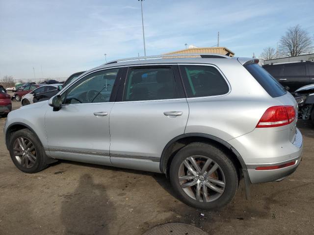 2015 VOLKSWAGEN TOUAREG - WVGEF9BP5FD002732
