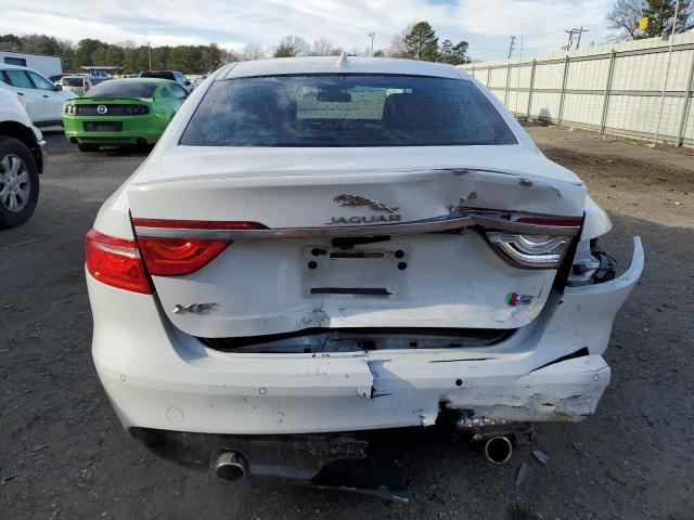 2016 JAGUAR XF S SAJBG4BV0GCY07004