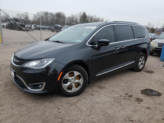 2017 Chrysler Pacifica Touring L Plus