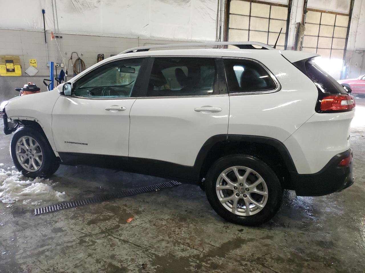 2016 Jeep Cherokee Latitude vin: 1C4PJMCSXGW204540