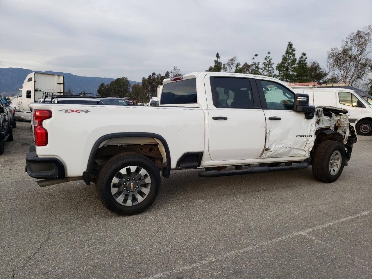 VIN: 2GC4YME76N1223579 2022 CHEVROLET ALL Models