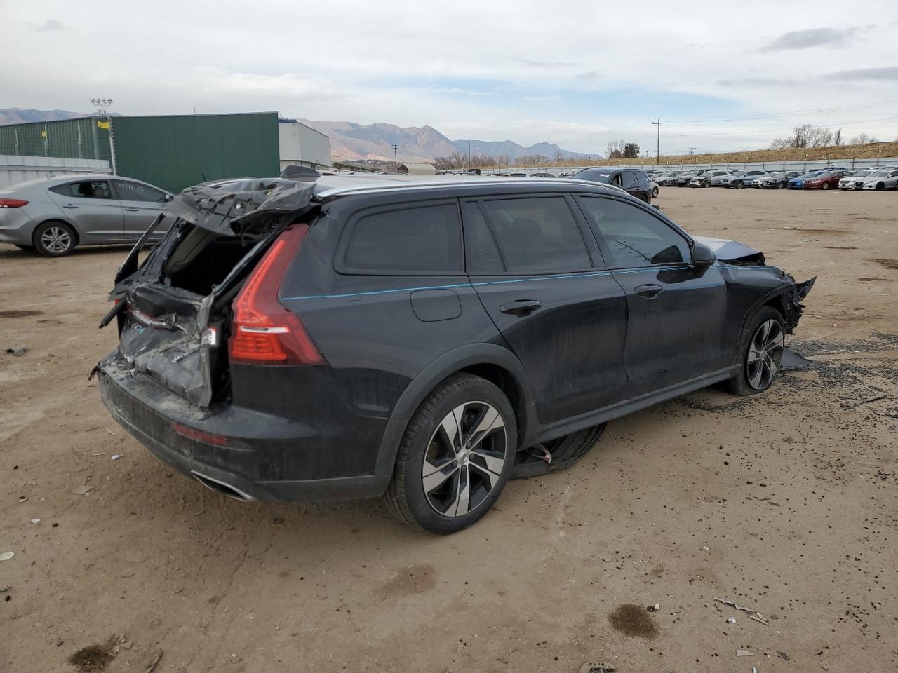 2020 Volvo V60 Cross Country T5 Momentum vin: YV4102WK4L1034642