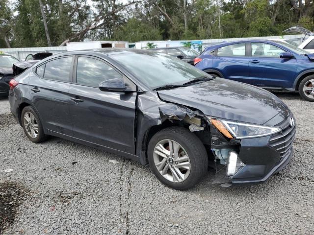 VIN 1FMCU0G91HUA83458 2017 Ford Escape, SE no.4