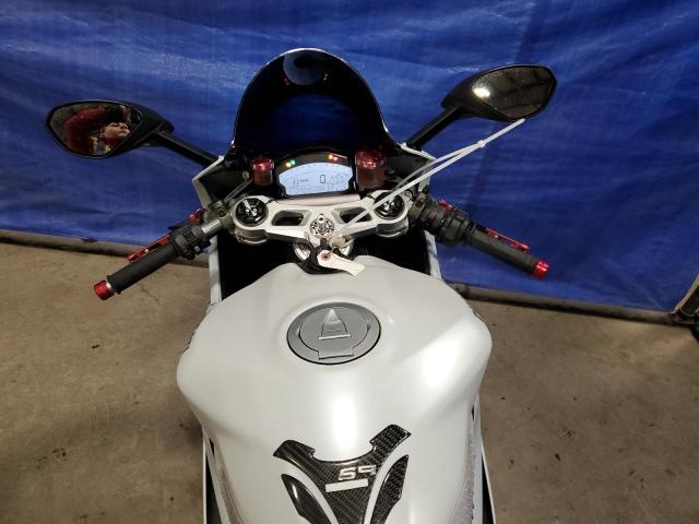 2018 DUCATI SUPERBIKE ZDM14B1W6JB006676