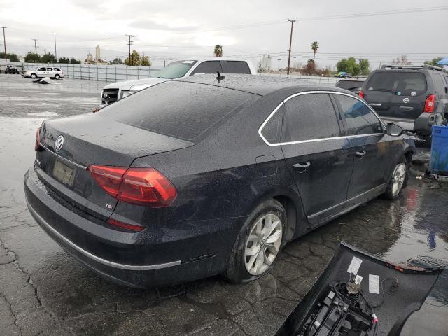 2017 Volkswagen Passat S VIN: 1VWAT7A36HC065858 Lot: 39230024
