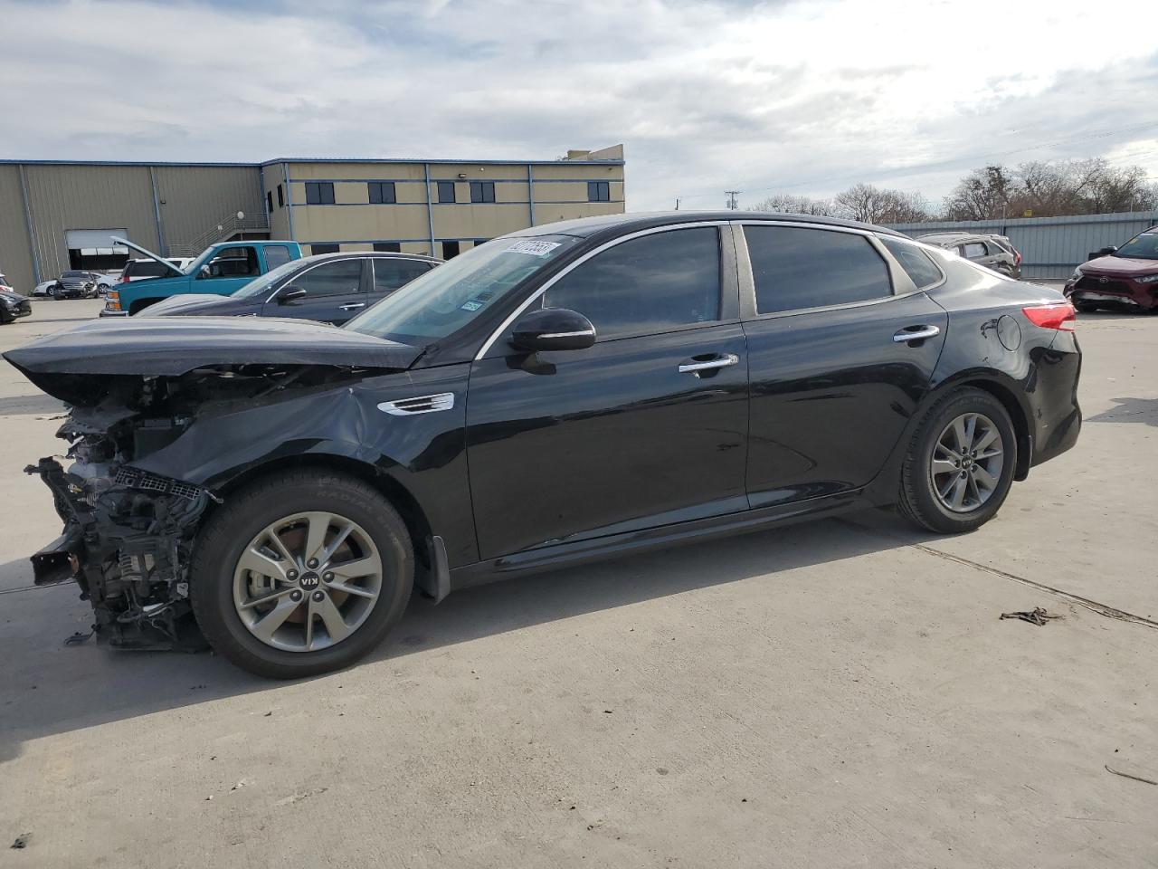 5XXGT4L18JG212811 2018 Kia Optima Lx