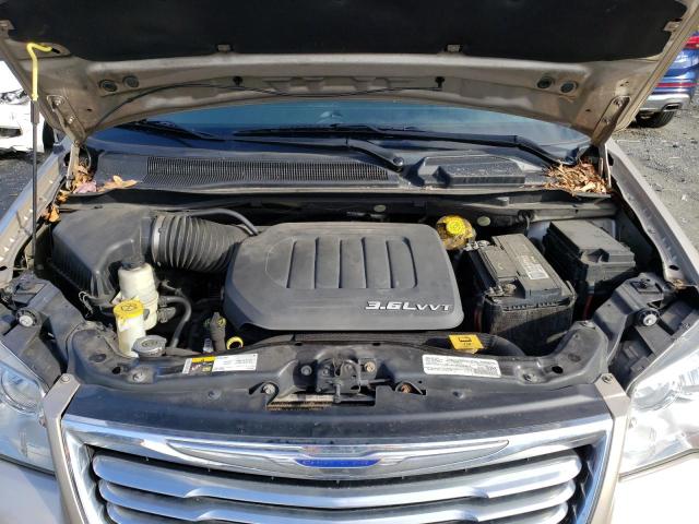 2C4RC1BG1GR127502 | 2016 CHRYSLER TOWN and COU