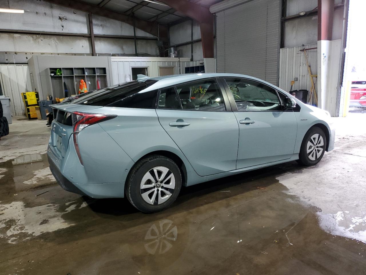 Lot #2339860641 2018 TOYOTA PRIUS