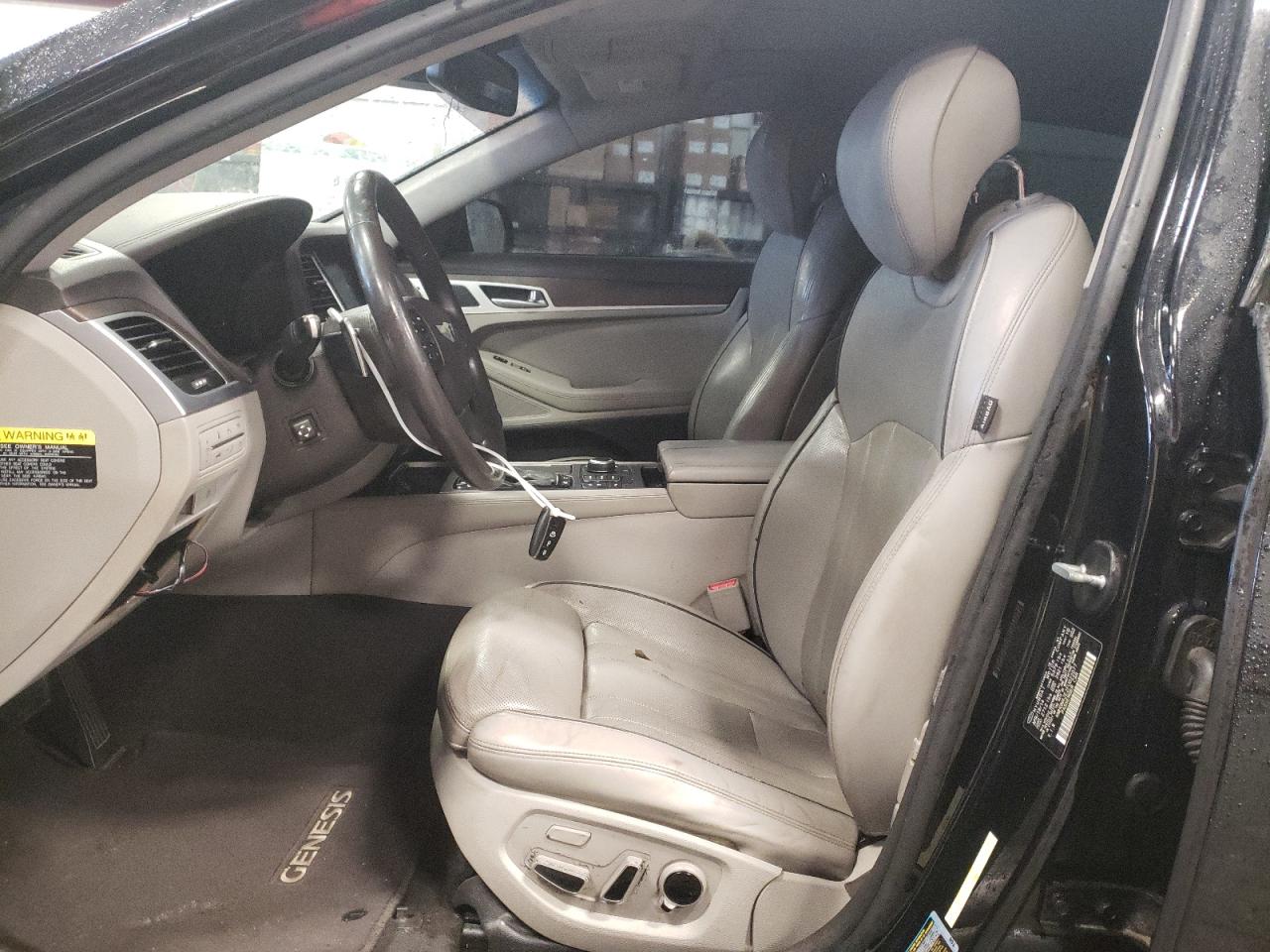 kmhgn4je2fu022077 KMHGN4JE2FU022077 2015 Hyundai Genesis 3.8L