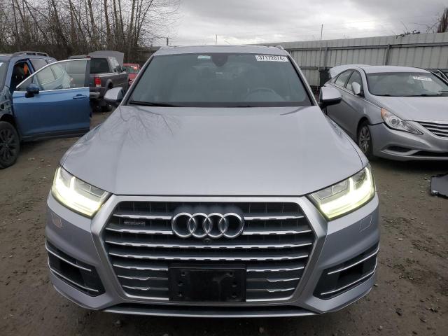 VIN WA1LAAF7XKD038491 2019 Audi Q7, Premium Plus no.5