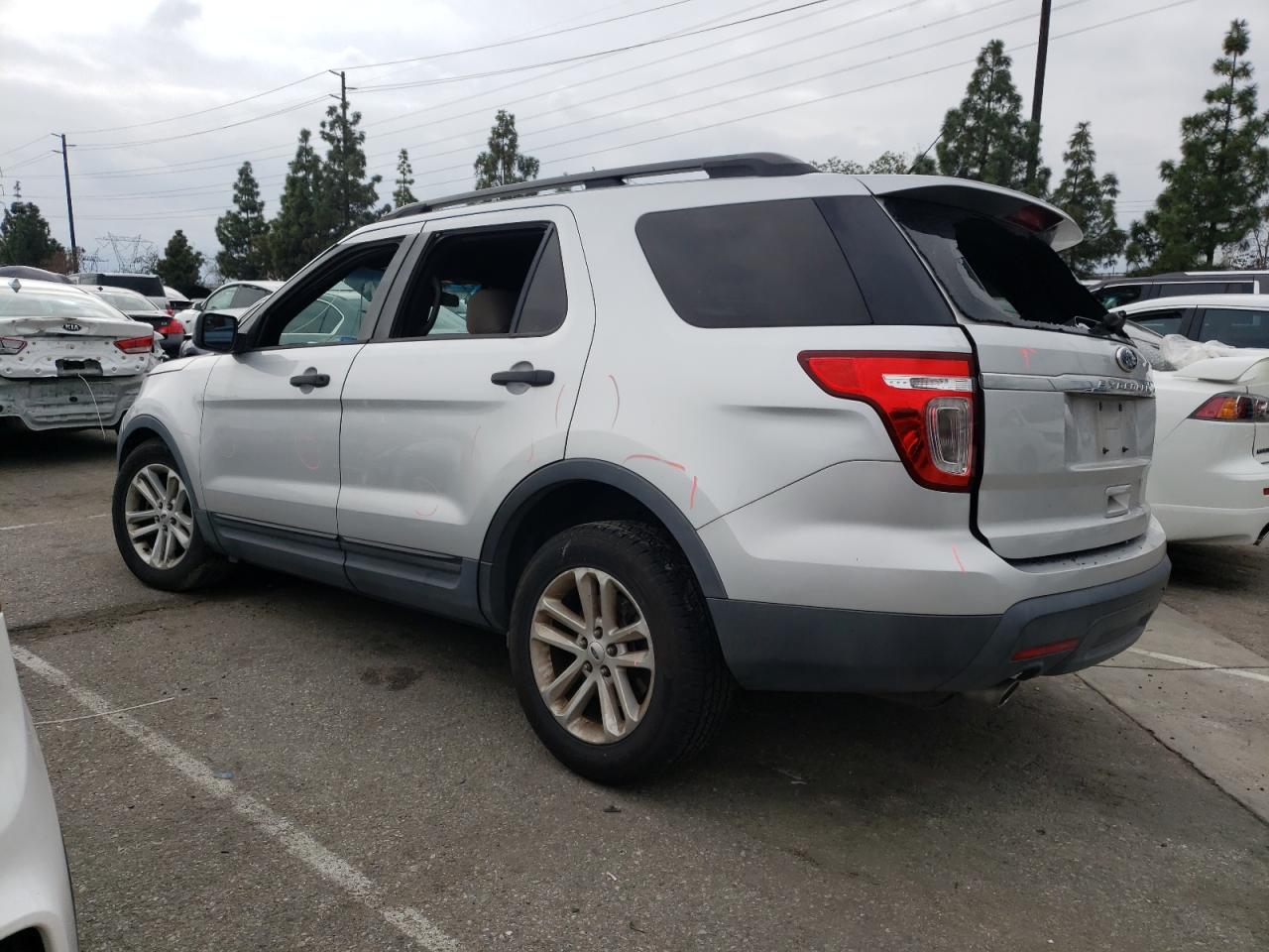1FM5K7B82FGC15855 2015 Ford Explorer 1FM5K7B82FGC15855 2015 Ford Explorer