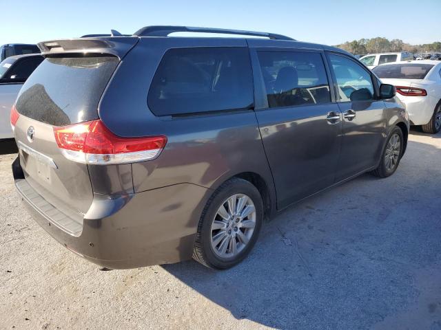 5TDYK3DC8BS051281 | 2011 Toyota sienna xle