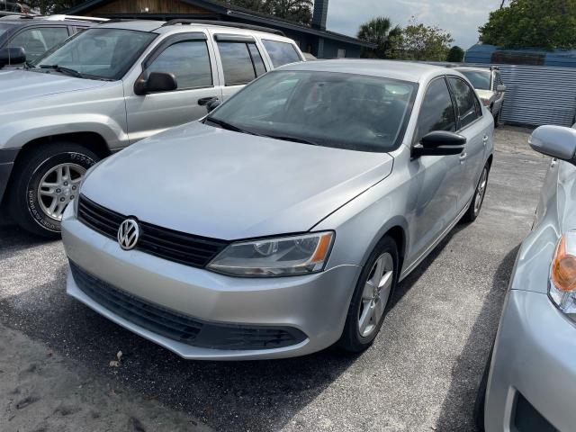 3VW2K7AJ2EM305049 | 2014 Volkswagen jetta base