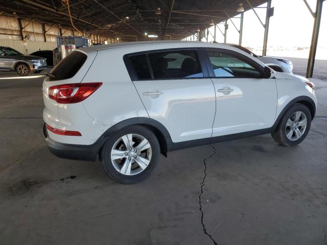 Vin: kndpb3a23c7348638, lot: 82458073, kia sportage base 20123