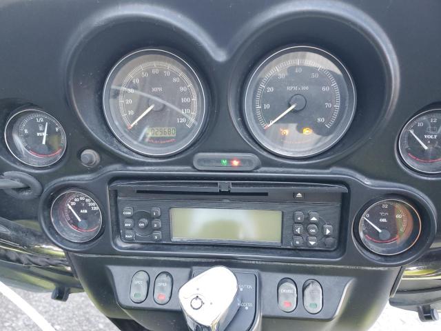 2011 HARLEY-DAVIDSON FLHTCU 1HD1FC413BB648882