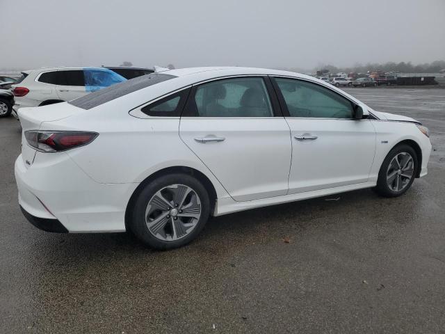 2019 HYUNDAI SONATA PLU KMHE14L26KA093400