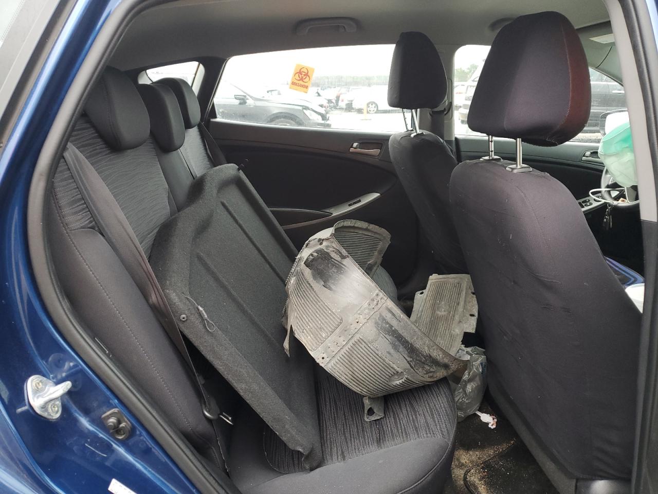 KMHCT5AE3HU310641 2017 Hyundai Accent Se