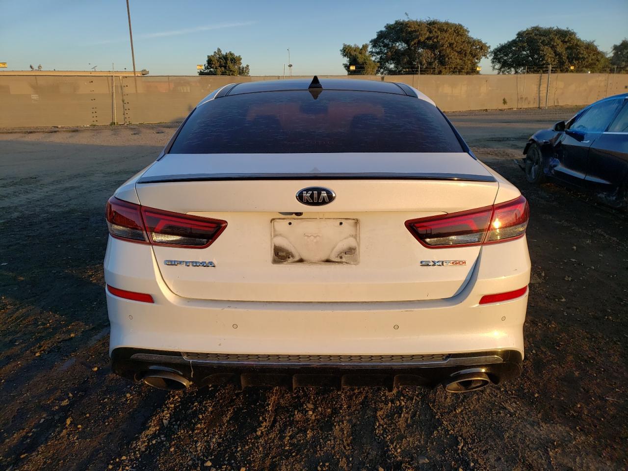 5XXGW4L21KG301279 2019 Kia Optima Sx