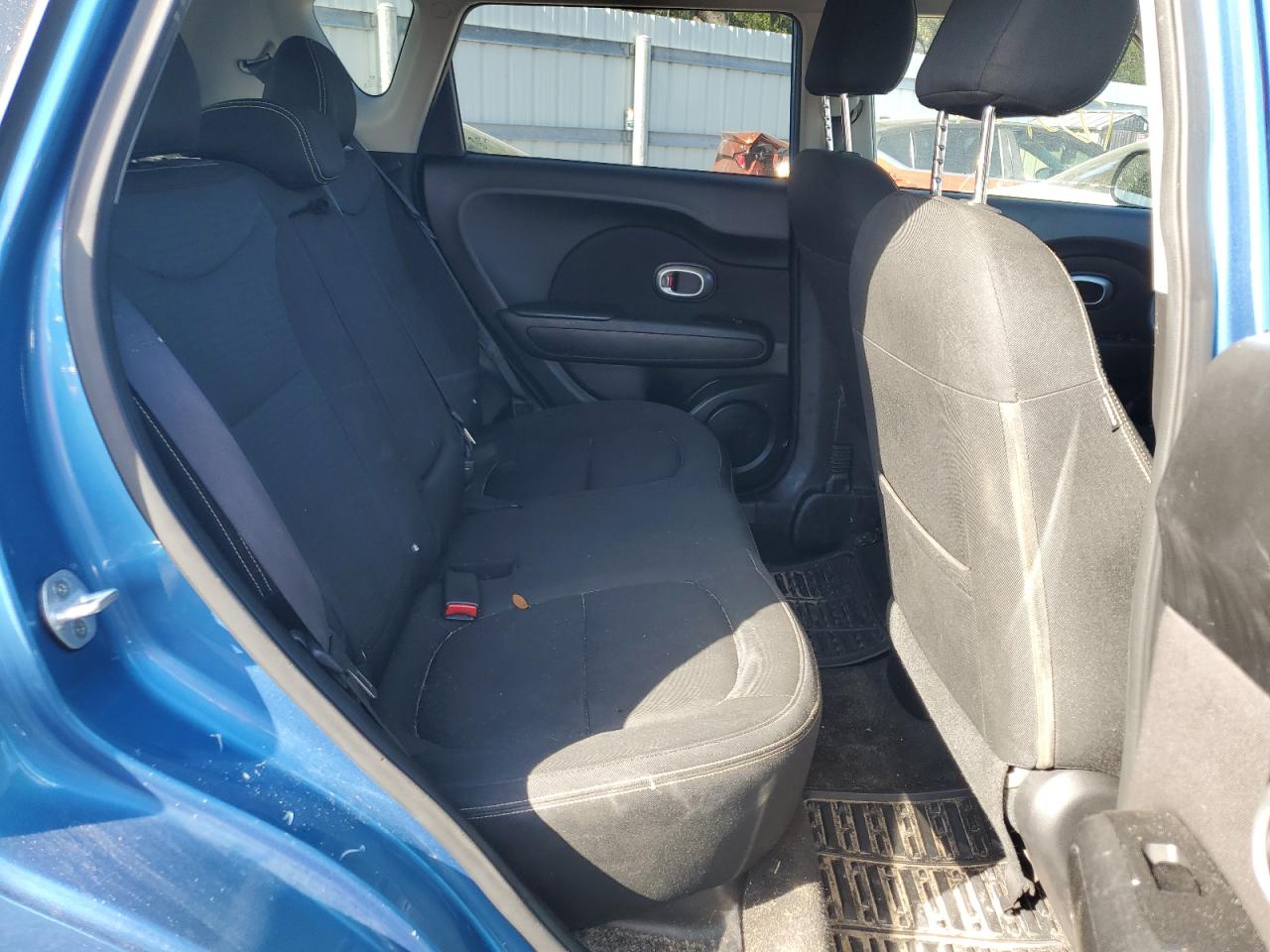 KNDJP3A59G7303128 2016 Kia Soul +