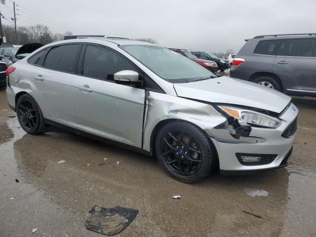 VIN 1G6AH5RX1F0107595 2017 FORD FOCUS no.4