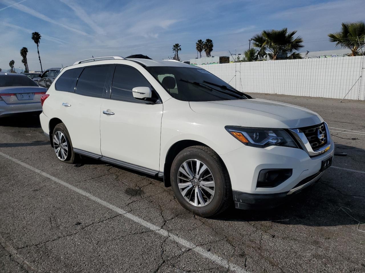 2017 Nissan Pathfinder S vin: 5N1DR2MN9HC645437